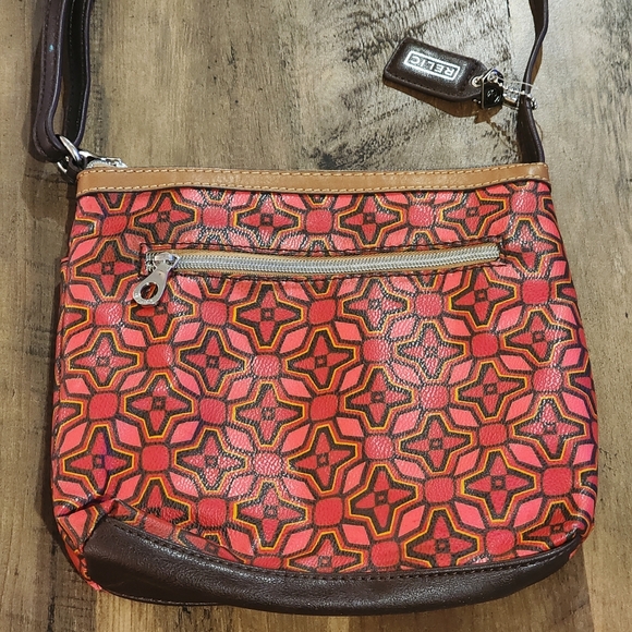 Relic Vibrant Geometric Floral Pattern Vegan Leather Crossbody Bag - Picture 9 of 9